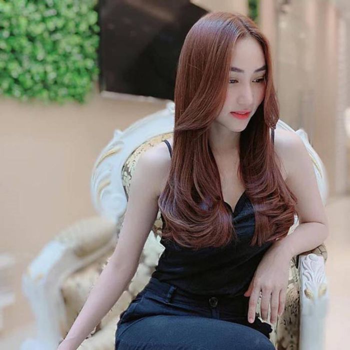 Ngân Khánh là một trong 8 diễn viên nữ hot nhất Việt Nam