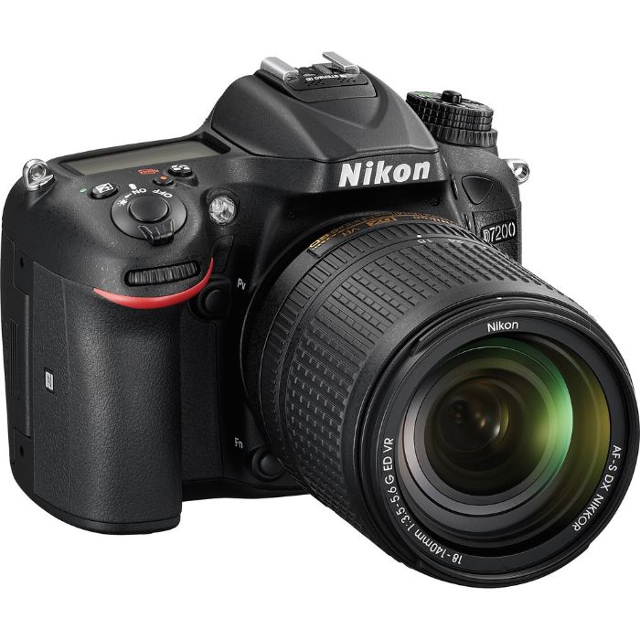 Máy ảnh Nikon 7200