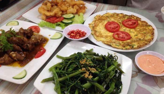 Quán ăn Thanh Tuyền có các món ăn quen thuộc, dân dã