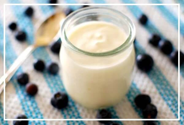 Váng sữa là chất béo được kết tụ lại trên bề mặt khi đun sữa nóng