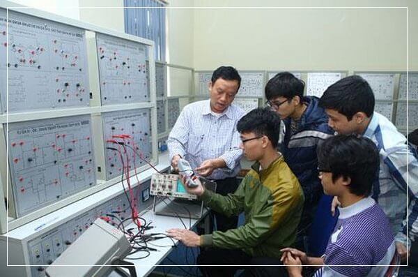 Top trường đào tạo công nghệ thông tin Hà Nội